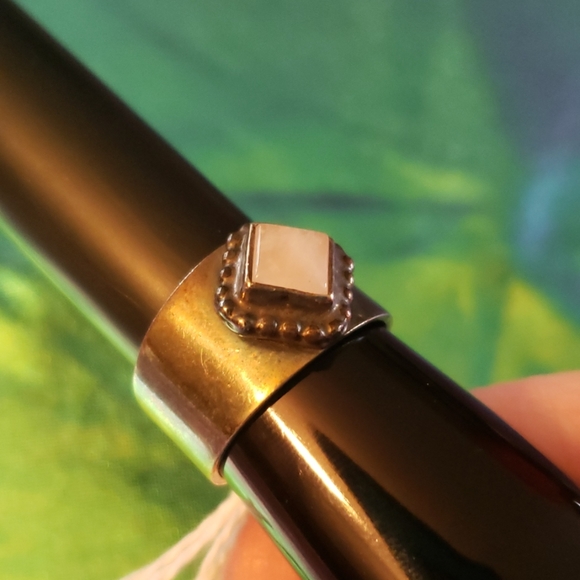 Ring - Picture 2 of 3